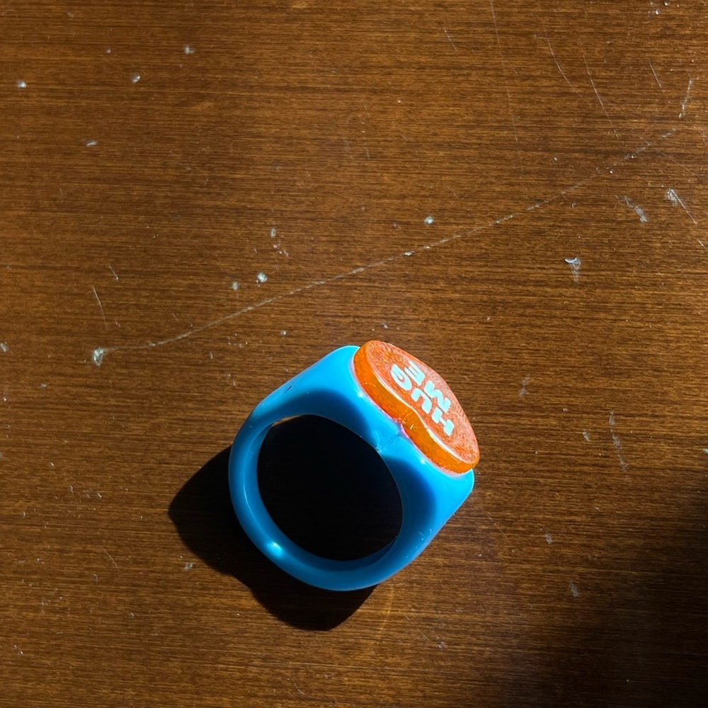 Hug me ring - Picture 3 of 3